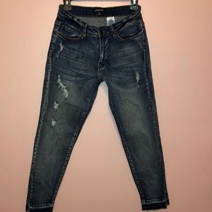 NWOT Distressed Fashion Nova Jeans